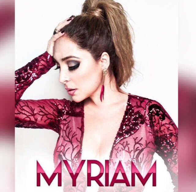 Hooyyy ! @MyriamMonteCruz en Cancún, en el magno concierto @radioturquesa @TurquesaPOP !