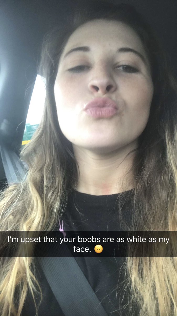 TrippyQueeeen_'s tweet photo. #wcw 😂 @camouflagebaee1 love you ❤️ https://t.co/K1cEDUKQSM