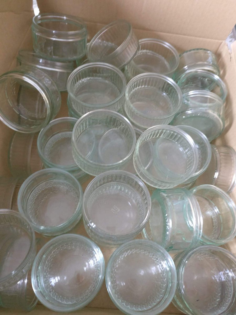 Hatters_WI's tweet photo. Can any local WI ladies (or other local folks) make use of a large amount of glass ramekins? Otherwise they're for the recycling https://t.co/irdKBJ2BP3
