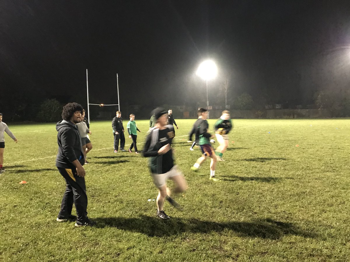 AOERFC's tweet photo. What an incredible evening at HQ! Bonus training session for the Senior Men with a @WaspsRugby star guest coach @ashj1605 - thanks for coming Ash, always welcome at Sunnybank Avenue! #123Aston https://t.co/YIxtZB84CI
