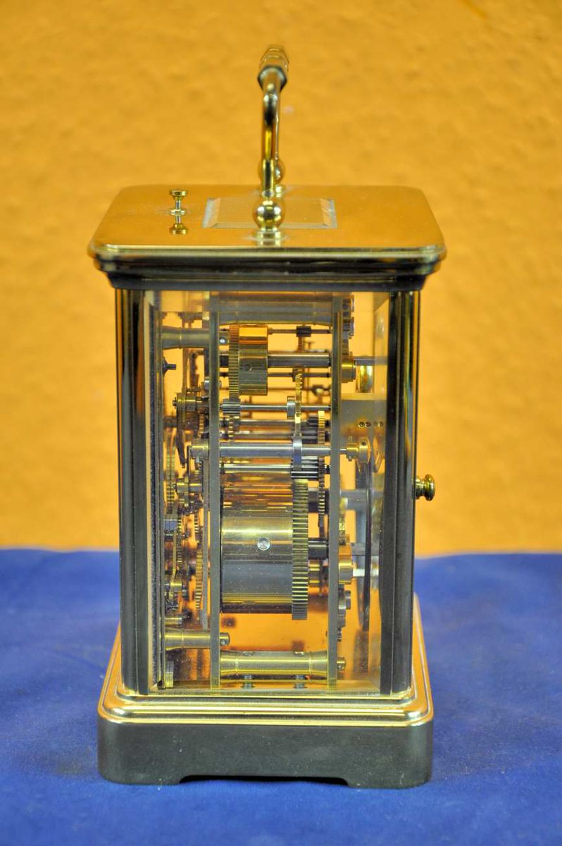 KuSeRaBerlin's tweet photo. At @KuSeRaBerlin online antique market germany #forsale #travelclock
Travel clock 1781 from Matthew Norman 8-day movement Swiss + key - with moon phase and date - very nice price 2750,00€ instead of real used price 3950,00€ - buy it now price 👉👉👉 https://t.co/642zkZVl0V 👈 https://t.co/GSvVgnZTvq