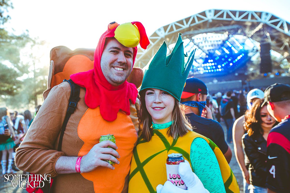 🦃🍍🦃🍍🦃🍍#SomethingWicked