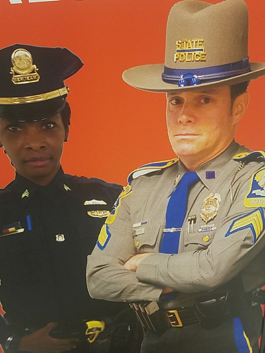 BenjaminRossi75's tweet photo. Be safe this holiday season... You dont wanna see these two. #trouble #staysober https://t.co/6h3mAegnX9