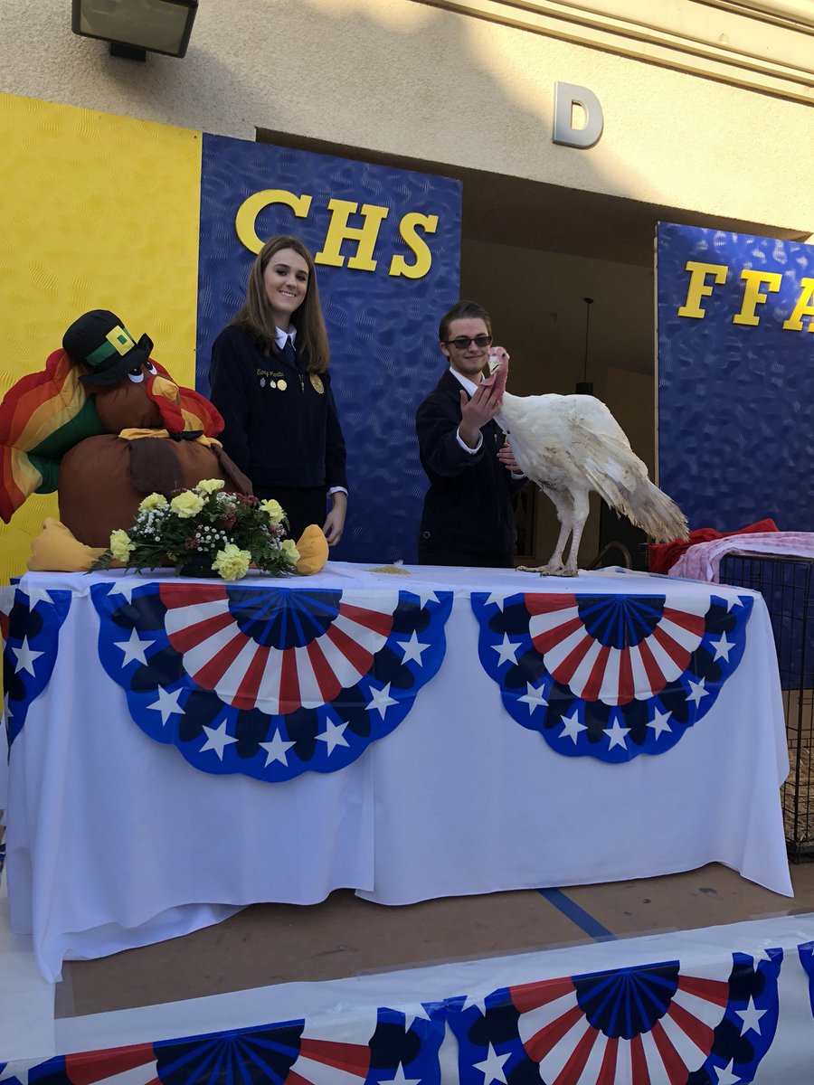 ChandlerCARECtr's tweet photo. Thank you to @Chandler FFA, @ChandlerHigh and @LRother_CHS for pardoning FOUR turkeys to raise money for the CARE Center! @ChandlerUnified https://t.co/y92e6op8xk