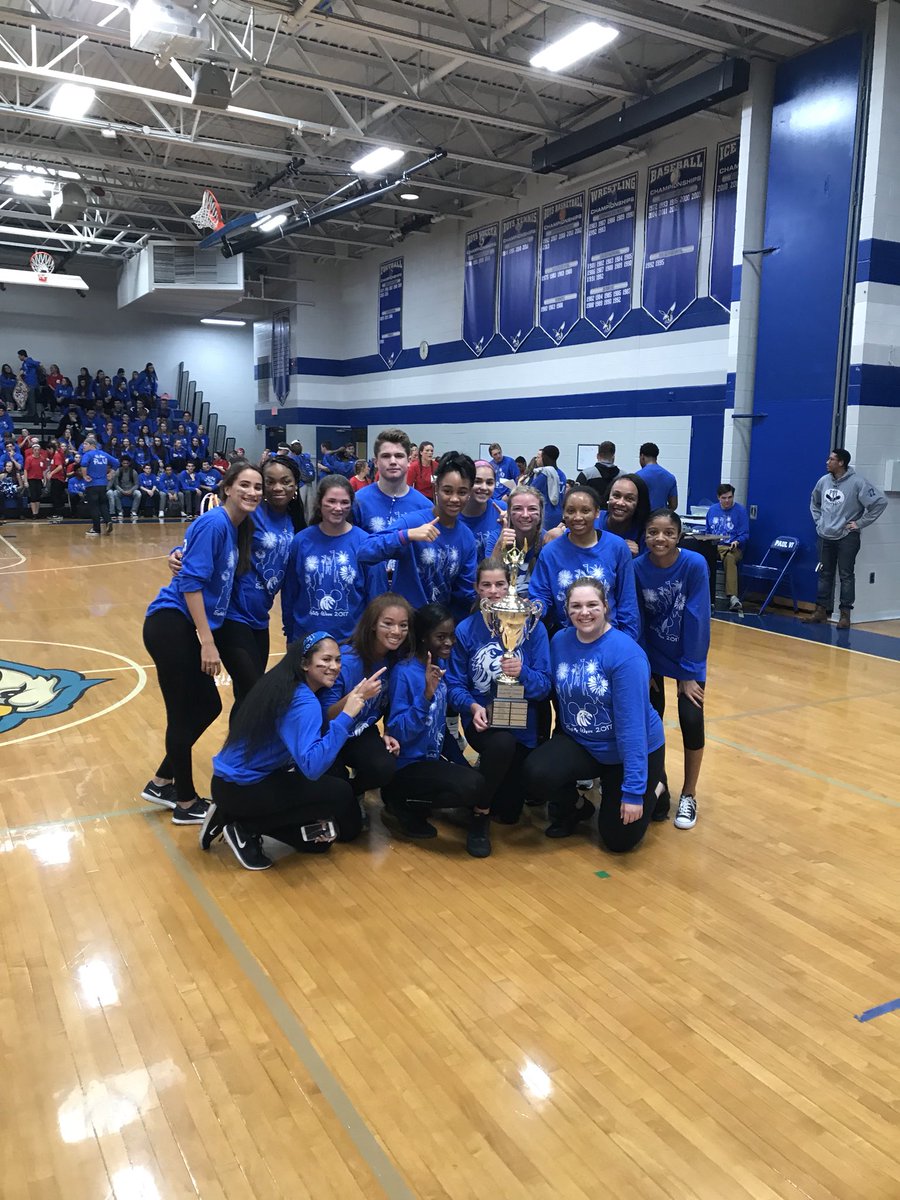 PaulVI_baseball's tweet photo. Great job by my sophomore girls to win PVI Powder Puff! #titles #powderpuff2017 @PVI_Athletics @Paul_VI https://t.co/vIFRBDgd8Y