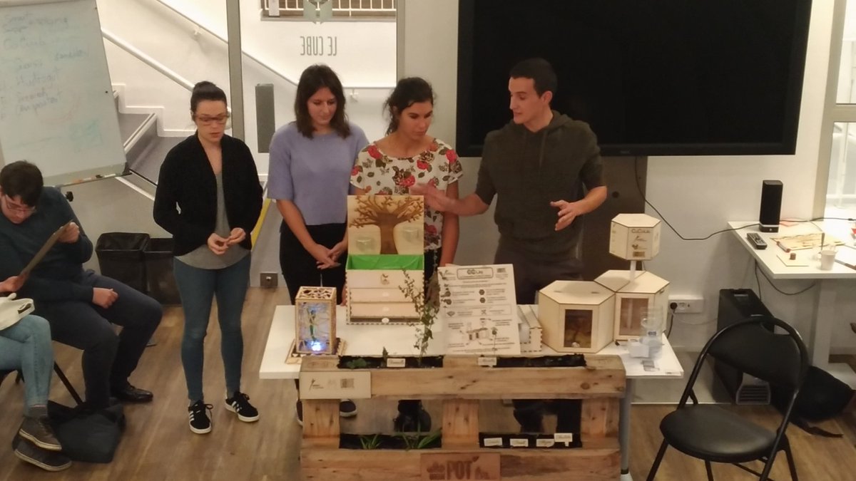 JessicaAwini's tweet photo. Pitch Compost Tout #MoisESS @UniversiteCergy https://t.co/hHk3UCNzjR