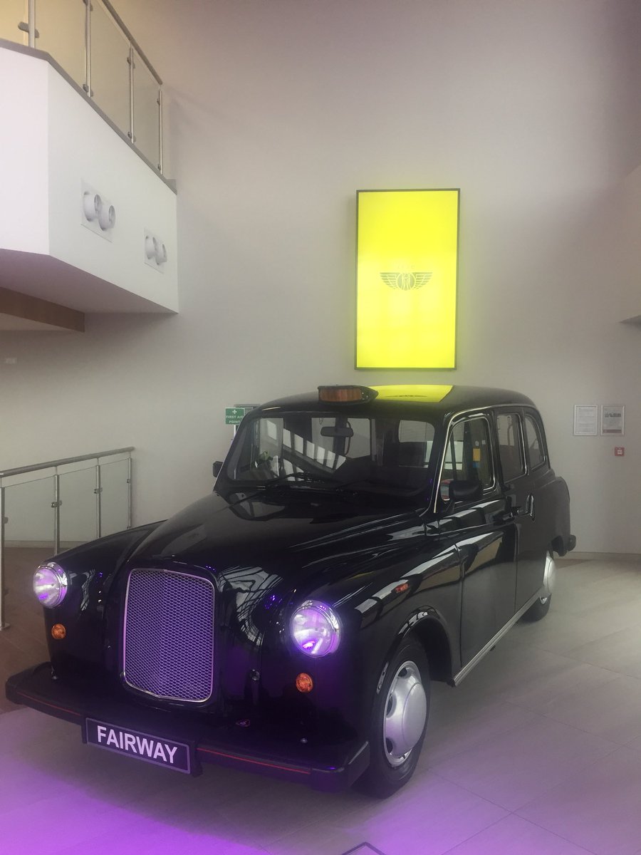 NottsTaxiNg1's tweet photo. Thank you @LondonEVCompany for a guided tour of your new factory and a test drive of the new TX e City Cab, looks promising and a great drive @NCCLicensing @cpo_taxi @UniteCabSection @RichardAntcliff #GreenNottingham #ULEV #LEVC #21stCentury #HackneyCabs #6Seater https://t.co/5gDP5Ny0GI