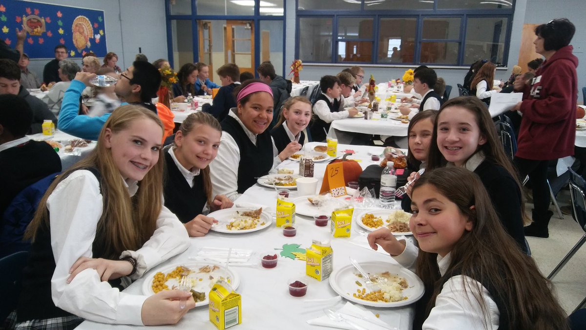MrsWStAls's tweet photo. After Mass yesterday, we continued our tradition of having a feast together-just in a new space. #GiveThanks @PhillyCathSch #wearestals @CatholicEd6 https://t.co/VzrRDAQCkp
