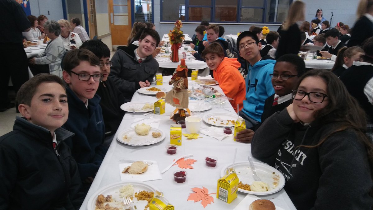 MrsWStAls's tweet photo. After Mass yesterday, we continued our tradition of having a feast together-just in a new space. #GiveThanks @PhillyCathSch #wearestals @CatholicEd6 https://t.co/VzrRDAQCkp