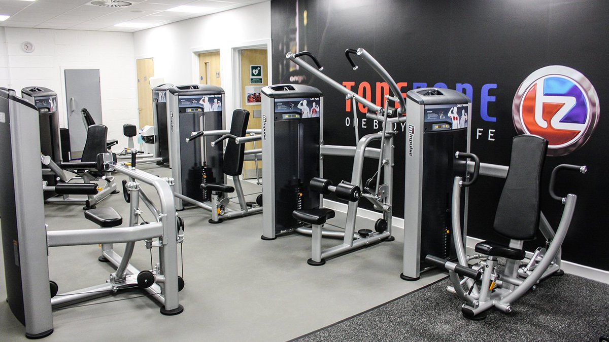 originfitnessuk's tweet photo. This year, we worked with @midgov  to renew their Loanhead Leisure Centre - Here's the end result: https://t.co/fxL2f03Hvb https://t.co/XS8kB9yUYq