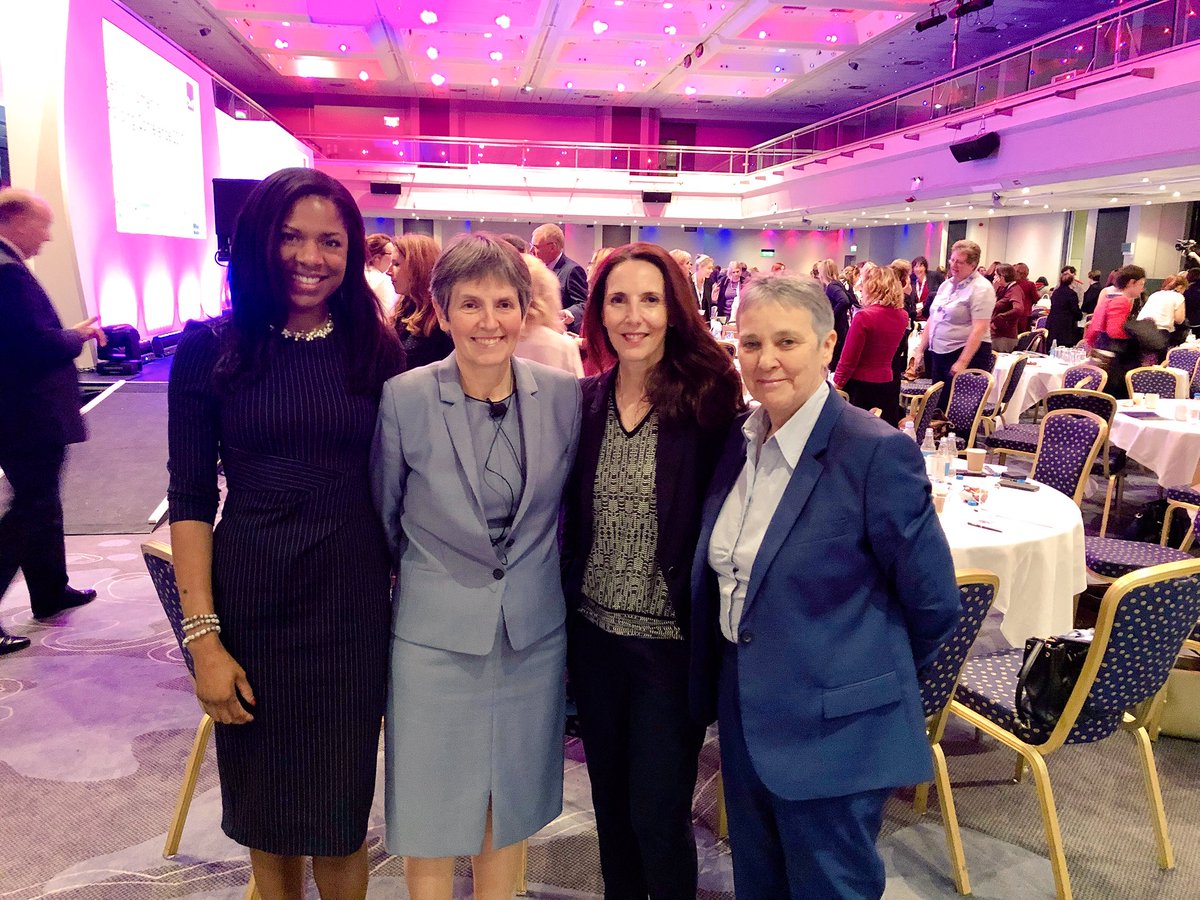 KenishaLinton's tweet photo. Delighted to have shared a stage with these brilliant speakers and discussed ideas with delegates at the Senior Women in Policing conference #SWIP17 Excellence through difference 💫 @swipinsussex17 https://t.co/CaZplCfV7M