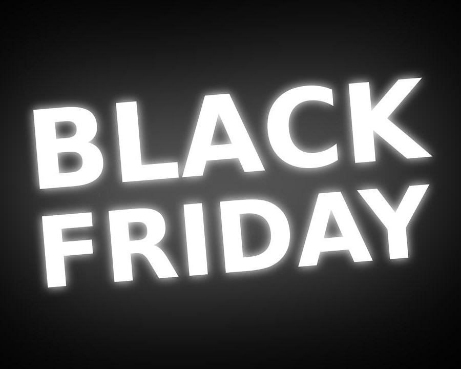 We have scoured #QueenWest for #BlackFridaySale and published them into the #MobileApp.  Use daily for #LocalEvents and Special offers.  Download @ QueenWestApp.com