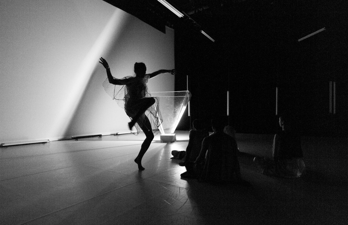 ActionDistance's tweet photo. #WellsHill T-minus 1 day till our preview. Beautiful Scores by @_loscil_ &amp; #GabrielSaloman. projections by @lim_milton &amp; @prettyuglydsgn. Costumes #DianePark, Lighting #JamesProudfoot 💖 excited https://t.co/Yr1msXYr2q