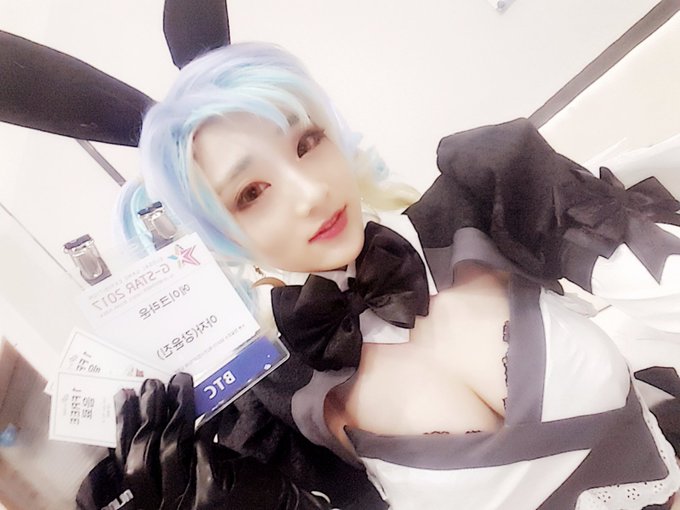 Twitterのコスプレ画像21