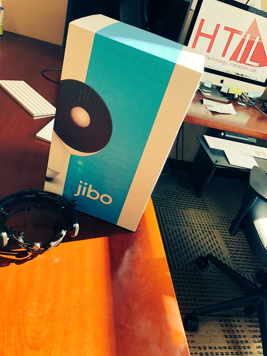 Chris_Crawford_'s tweet photo. Just in! ๐๐พ #jibo #htil https://t.co/QhEUwfF0IV