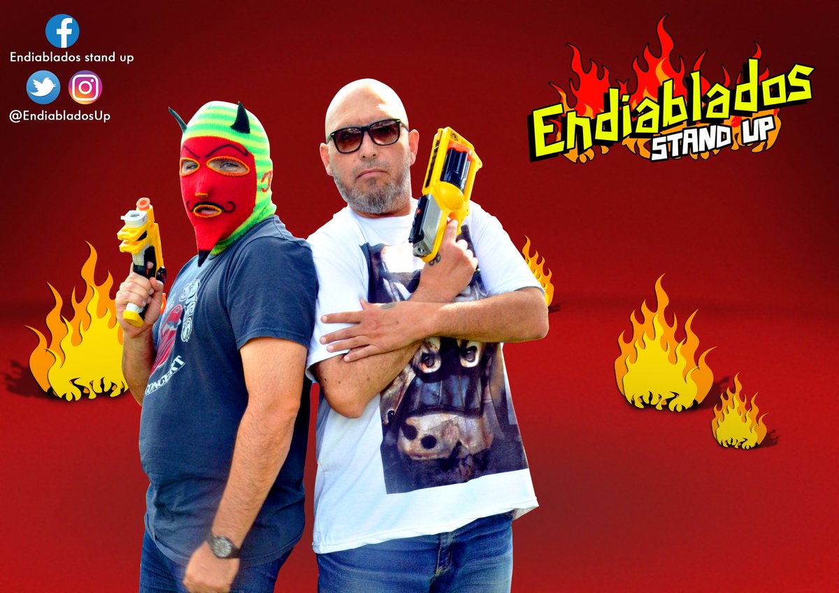EnmascaradoUp's tweet photo. @EndiabladosUp con @MigueDiazYo y el Standapero Enmascarado #Standupero #StandUp #Comediante https://t.co/JjZT8ZeBgX
