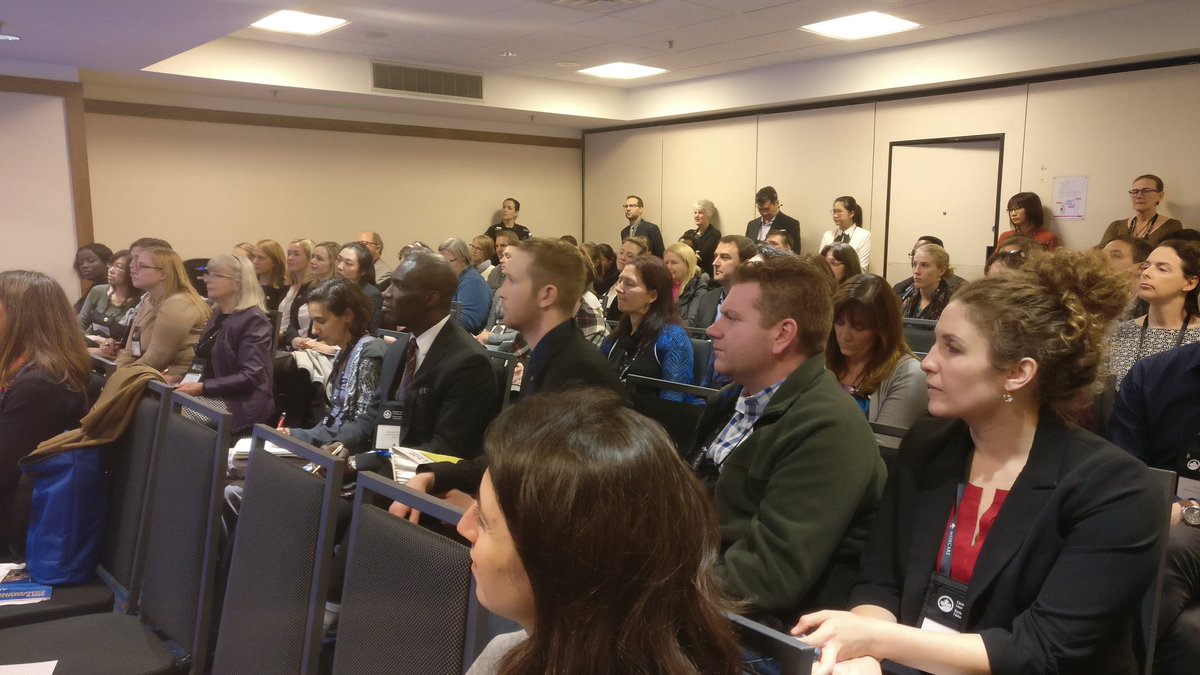 CBIE_BCEI's tweet photo. A lively session on #LearningAbroad to cap off #CBIE2017. Fantastic to see a packed room for these sessions! @JKnightGrofe https://t.co/LyVSit2oe9