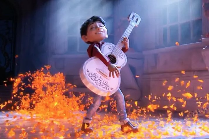 Pixar’s first film with a nonwhite cast has some charm and heart, but the story is too familiar—and for Catholics there’s a grave problem. #Coco 
ncregister.com/daily-news/sdg…
