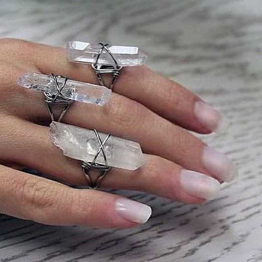hellaholics's tweet photo. On SALE ✨🔮. Classic Raw clear crystal quartz rings running low!
-
-
-
#quartz #clearquartz #crystal #crystals #crystalring #clearquartz #masterhealer #hellaholics https://t.co/VUGkDrksvB https://t.co/NPeqeYL046