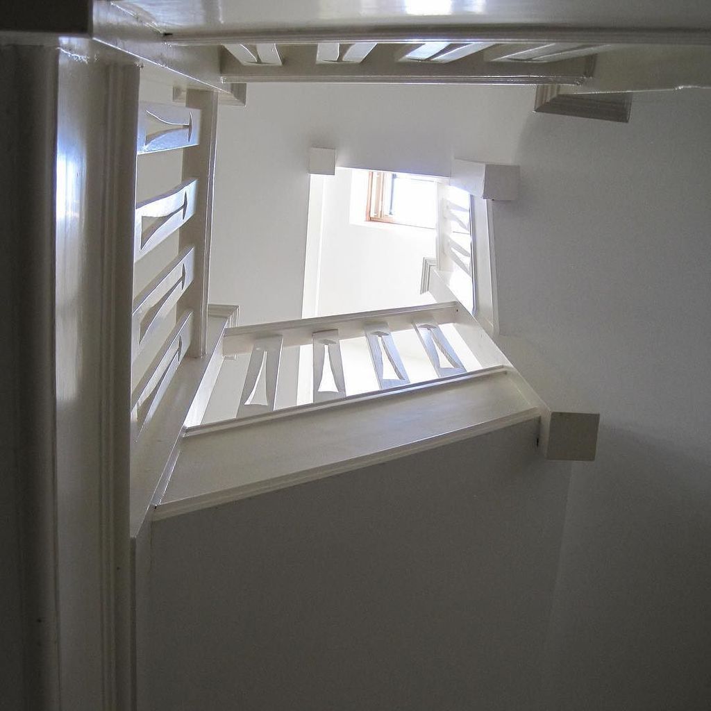 McCurdyDesigns's tweet photo. The only way is up! It's always so exciting when you open up the loft space in a client's house and the light comes flooding in. The staircase just carries on up to the new and exciting space created.
#interiorinspiration #loftconversions #staircase #don… https://t.co/5VWGS0Tfip https://t.co/fk4rXy77qH