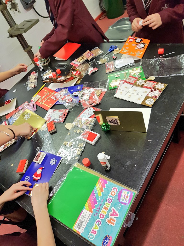 WestleighArt2's tweet photo. My lovely form's hand made christmas cards ready to sell next week #fewmoretogo #fundraising #christmas 🎁🎄 https://t.co/2dpymY17NP