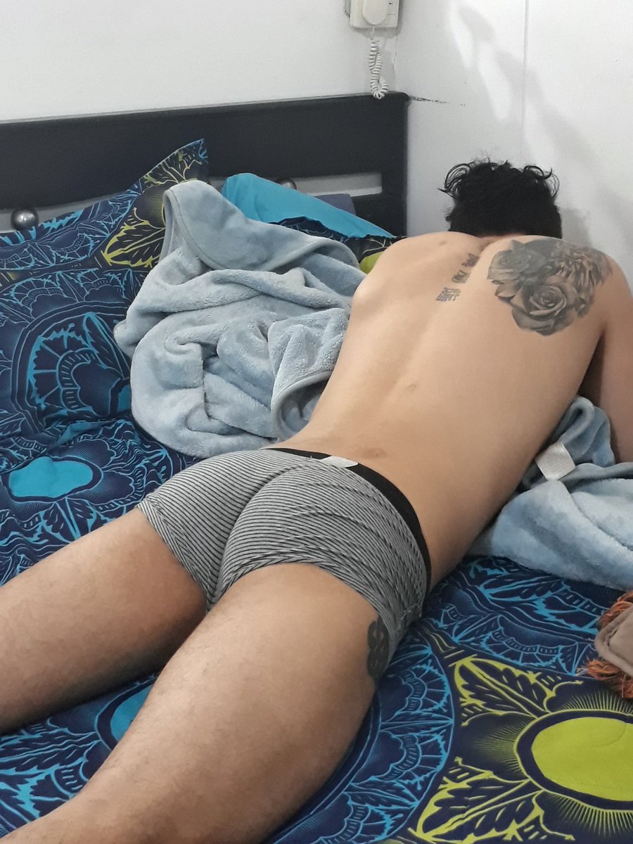 RandyGybson's tweet photo. Just wake up jocking and nice day to all my #followers  @TrellesSantiago @bowtiecam @chaturbate @cbcams https://t.co/BkdVtrYEBK