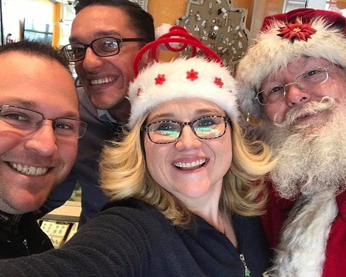 bradendigital's tweet photo. Flipping the switch to all Christmas Music on @mixamarillo #Mix941 #MixCrew #MerryChristmas #HappyHolidays #HoHoHo -- Insta: BradenRadio https://t.co/worbonT4Qk