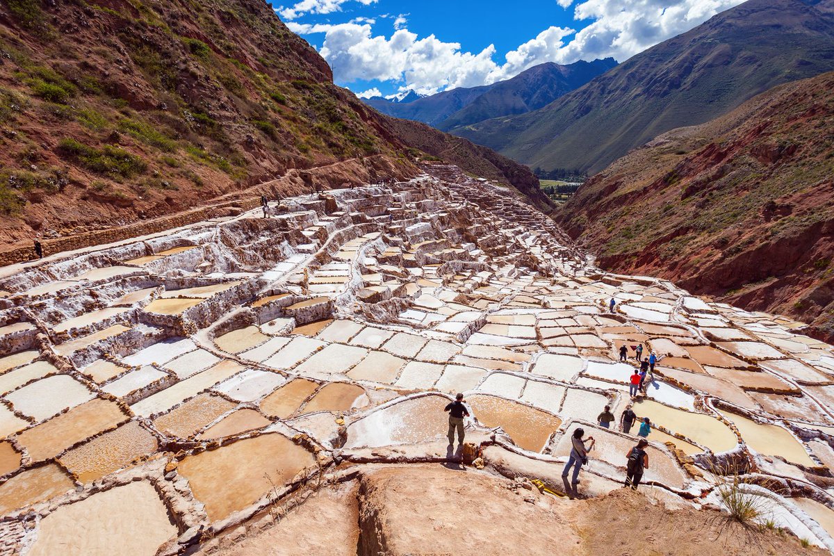 Maras is a town just north of Cuzco, #Peru . Home to Machu Picchu, and the Sacred Valley of the Incas. The nearby salt-evaporation ponds are still managed and harvested as in Inca times by the local residents #wanderlustwednesday