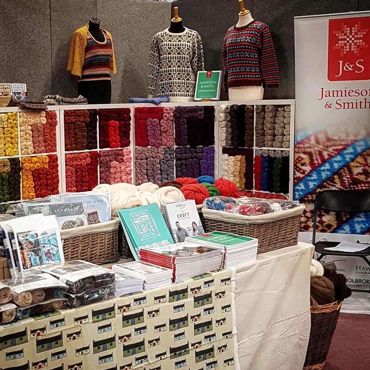 Jamieson_Smith's tweet photo. Almost ready for tomorrow! #knittingandstitchingshow #harrogate #visitus #showtime #allthewool https://t.co/fqeLPxrElq