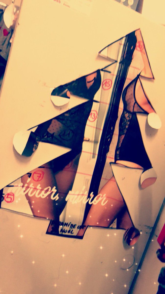 Pyramide des UPT de Noël à coquelles 🎀👍🏻 @Melaniepgnr <a href="/S_Lalanne/">Stéphane Lalanne</a> <a href="/san100bree/">100San</a> <a href="/gaelle0611/">Gaelle</a> <a href="/darras2804/">Carole</a> <a href="/jujutouz/">Justine 🎀</a> <a href="/BarbaraSagot/">Barbara Sagot</a> #HKMfun #hkmambassadors