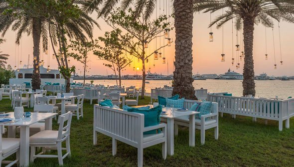 visitdubai's tweet photo. Check out 21 dinners, parties and brunches to book for New Year’s Eve in #Dubai https://t.co/v3Hx7glHvD #NewYearsEve2017 https://t.co/OWSRSEygfL
