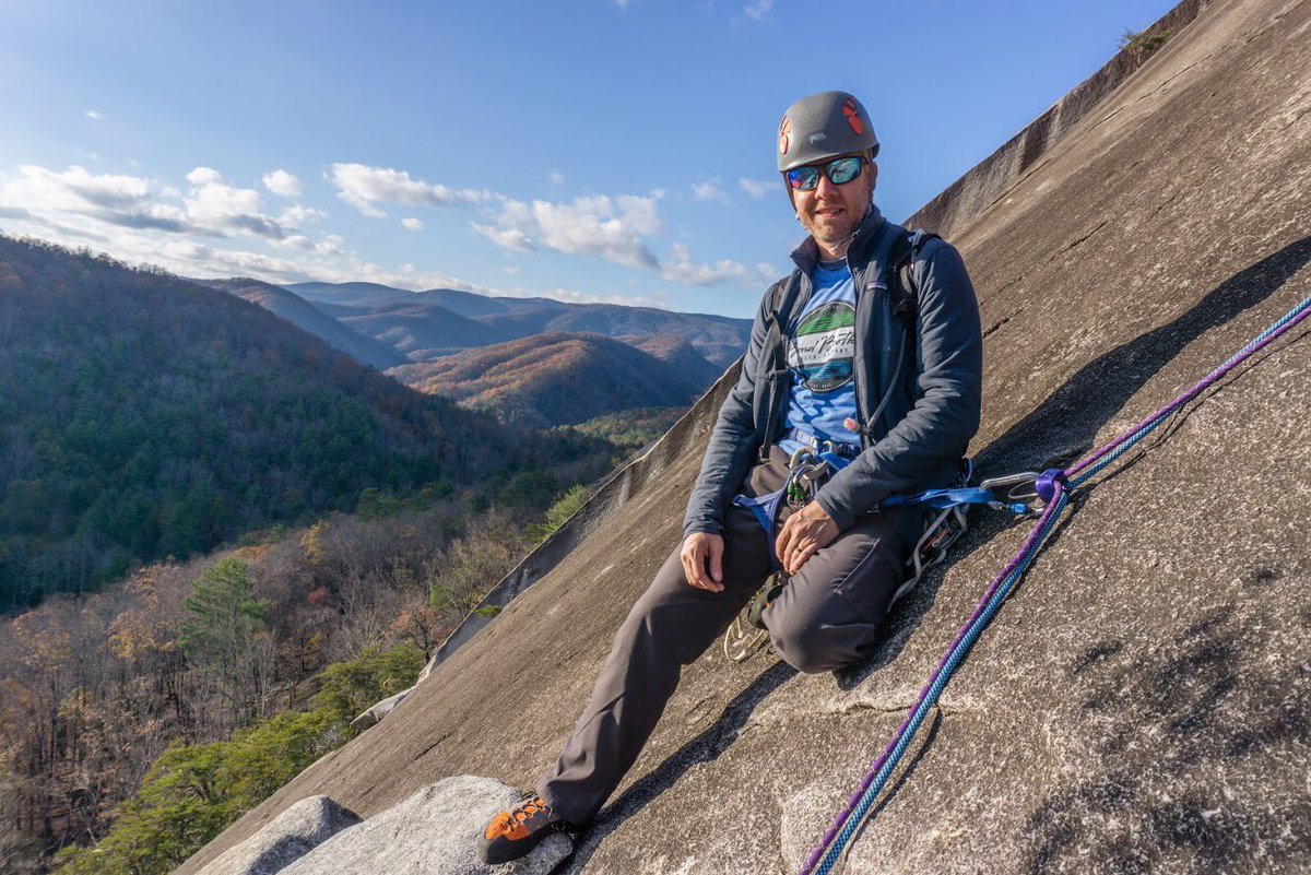 BluRidMtnGuides's tweet photo. Stone Mountain with Steve and Jay! #rockclimbing @Petzl @SterlingRope @BlackDiamond @Arcteryx @BondBrosBeer https://t.co/3bVU9t8gBS