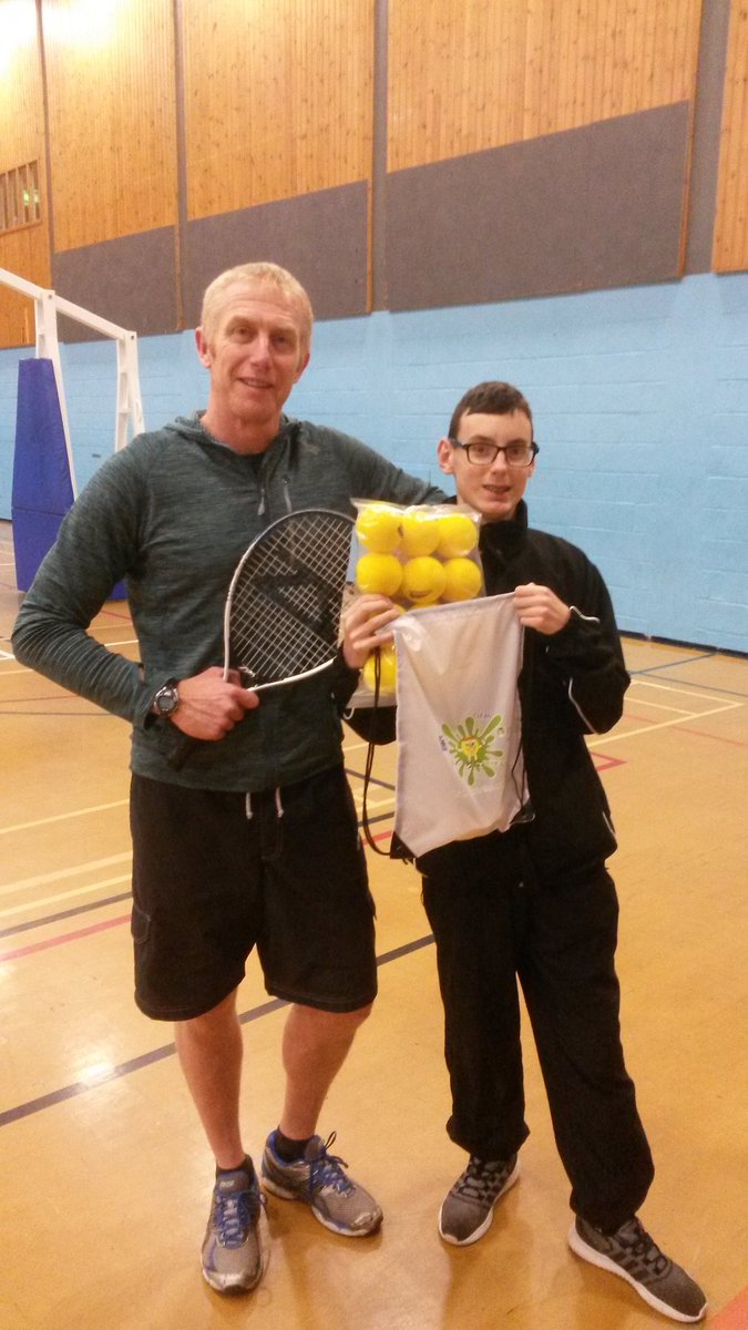 Carrongrange PE Dept tweet media