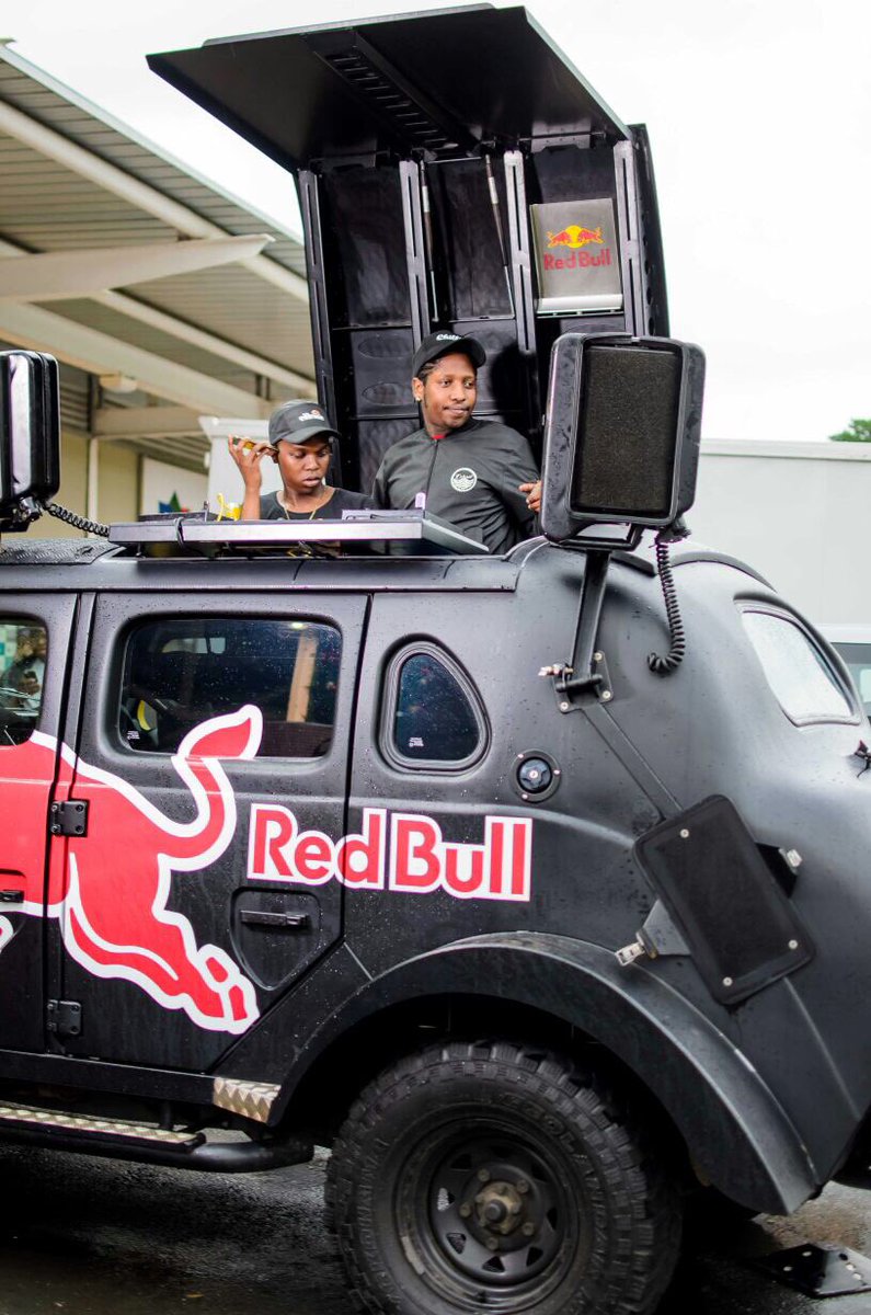 #WestInkBanger1 Album Tour Activation Out at Philani Mall!!! Next stop Nsimbini Lifestyle!!! Friday is the 1st Tour Out at Nsimbini Lifestyle 🔥🔥🔥