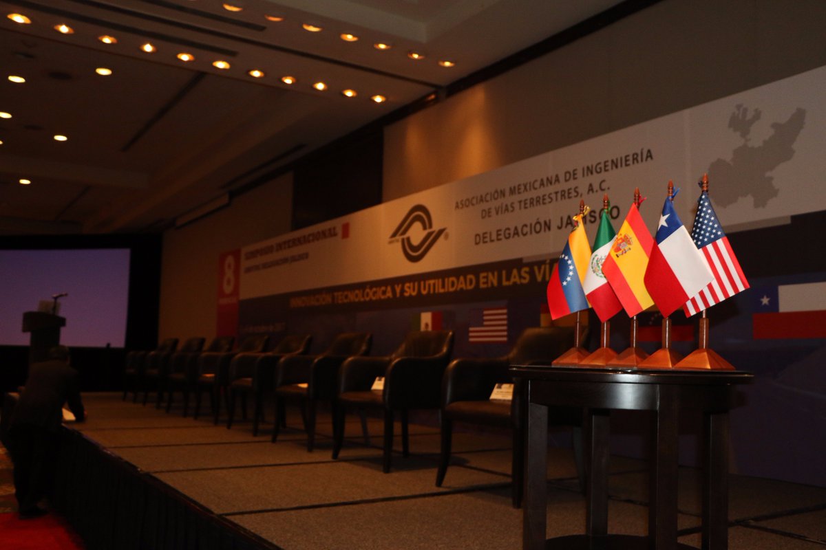 AmivtacJalisco's tweet photo. Descarga los vídeos del Simposio Internacional "Innovación Tecnológica y su Utilidad en las Vías Terrestres",  https://t.co/ntsaCMTsDK https://t.co/2rgioJgM1z