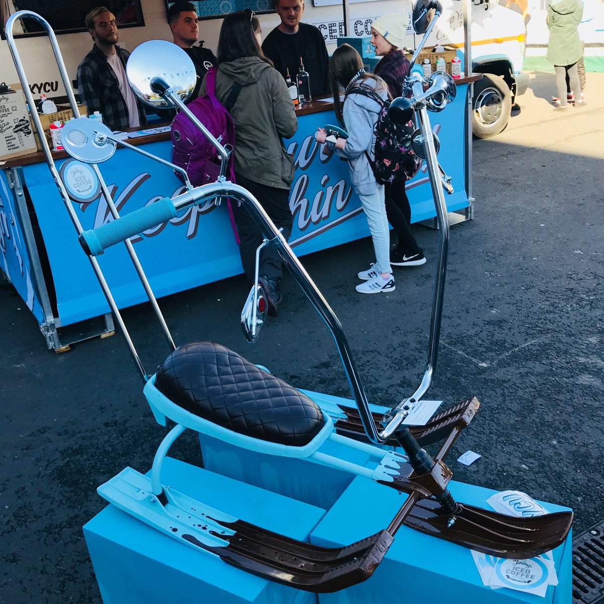 onboard_uk's tweet photo. Whilst foraging around outside at the @Telegraph #skiandsnowboardshow, we stumbled across this absolute bobby dazzler of a #sledge! We’d love to take it for a spin down the slopes of #austria! 🛫🍻🛬🚕🏔🛴💨👍🏼 #onboardfurniture https://t.co/I5jF2Vz6b5