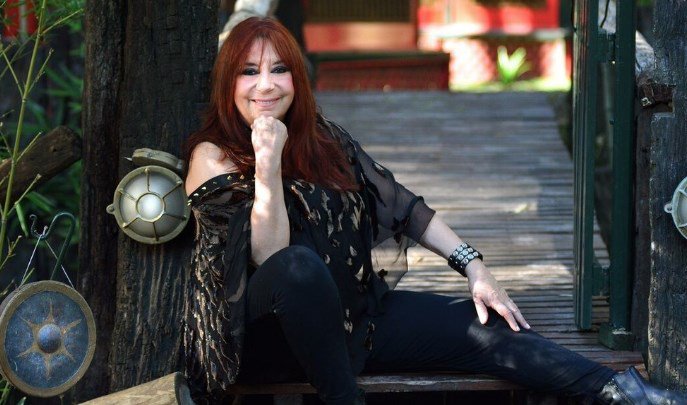 Ludovica Squirru Dari: las mil vidas de la pitonisa argentina

Genia, <a href="/claragualano/">Clara Gualano</a>.

clarin.com/entremujeres/a…