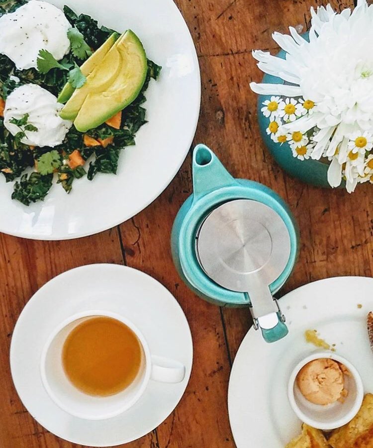verb_me's tweet photo. We love working with @Sips_by and are drooling over some of the photos our influencers have been posting. Have a friend whose a tea lover? Consider giving them a personalized tea subscription for the Holidays!

#SipsBy #VerbPartner #InfluencerMarketing https://t.co/bZ8jsDjVls