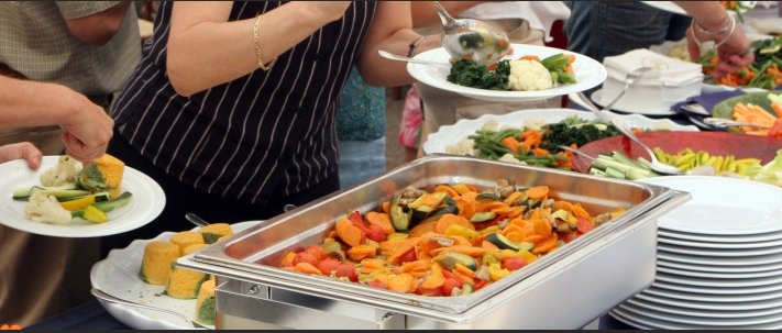 FDA's tweet photo. Going buffet style for #Thanksgiving? Check out how to serve it up safe:  https://t.co/BgS3C7XZiV https://t.co/kPCphUR2Wn