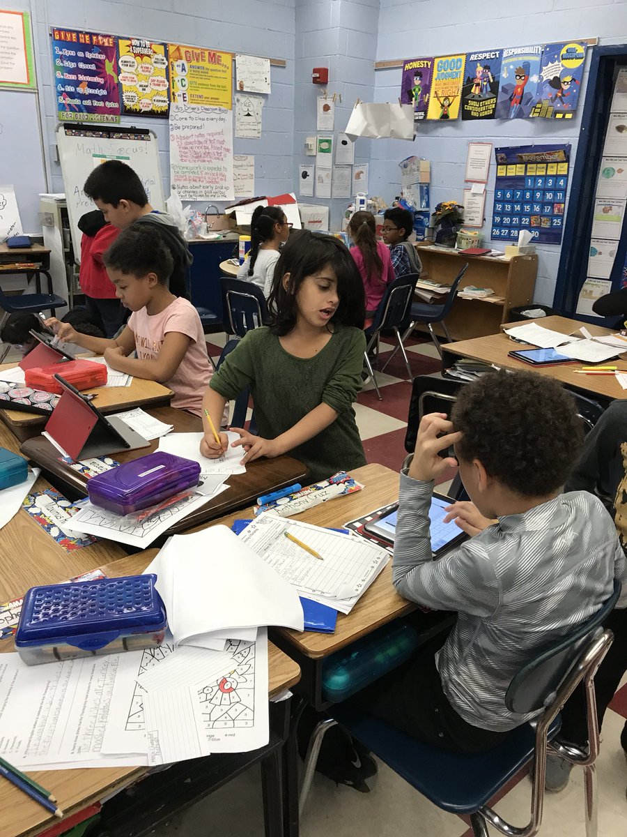 Family School 32 (FS32YPS) Twitter