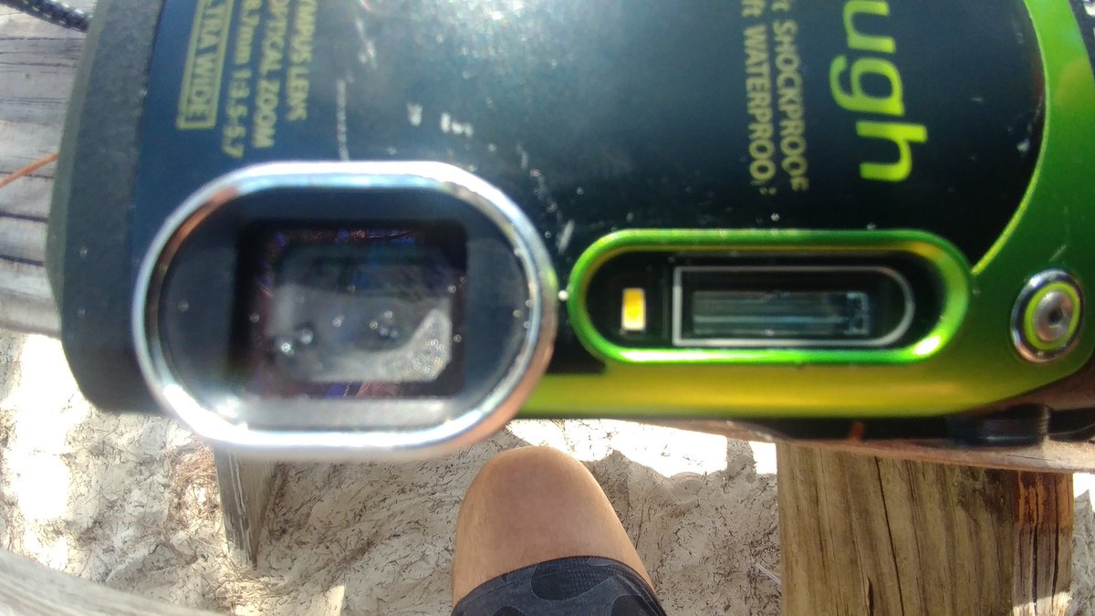 afrezzauser's tweet image. It looks like my Olympus Tough camera is not so tough. $300 wasted @getolympus Perhaps twitter handle should be dont get!  #badcamera