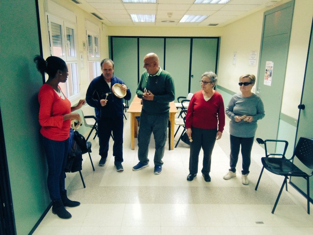 rehabictus's tweet photo. La música se crea y se baila. #musicoterapia #rehabilitacion #ictus #leganes https://t.co/0ArwzIUcaI