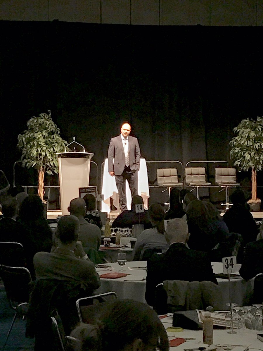 briansweigman's tweet photo. Canada DC practice co-leader @toddnelson speaking at the @GoodLifeFitness Health and Wellness Summit about financial wellness. #superstar #willistowerswatson #financialwellness #GoodLife #GLFwellness @GLFwellness @WTW_ca https://t.co/HLh8ey8due