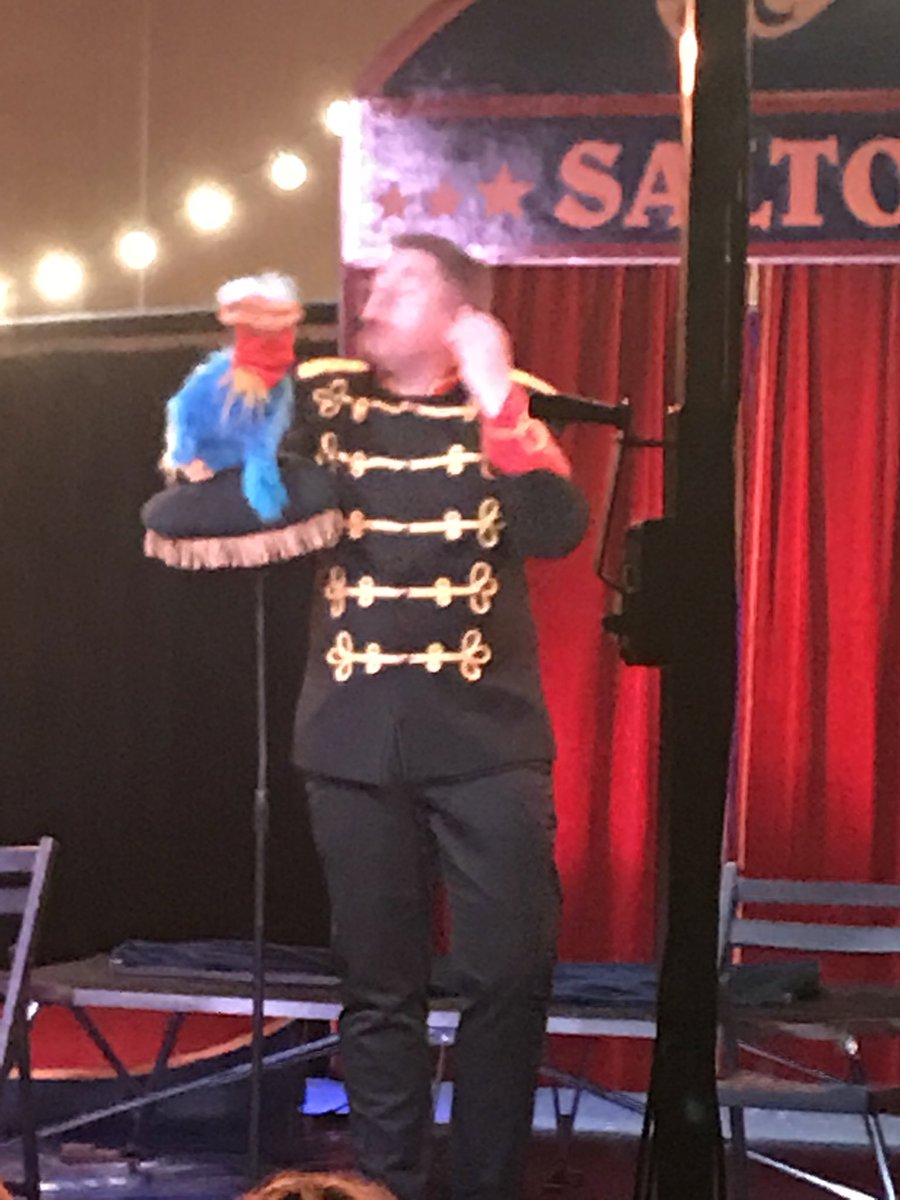 Zeer geslaagde opening gehad vandaag. #opening #circussalto #voorstelling