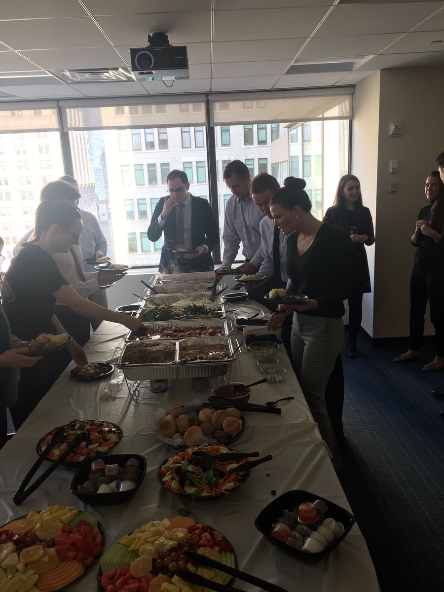 manusmctweets's tweet photo. Thanksgiving dinner in full swing at the @kxsystems @FDplc offices!! 😋😋😋 #timeforthanks https://t.co/VMYDiN9g7w