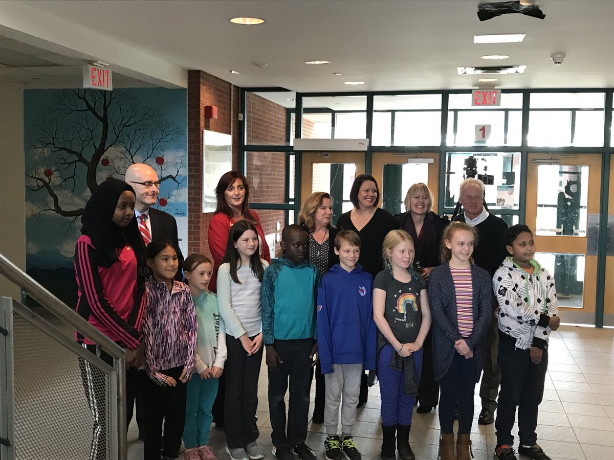 hpe4pdsb's tweet photo. Incredibly proud to have been a part of the @maddcanada #Smartwheels travelling classroom experience. @Adrian_T_Graham @poleen_grewal @PeelSchools https://t.co/QZsy10RgOG