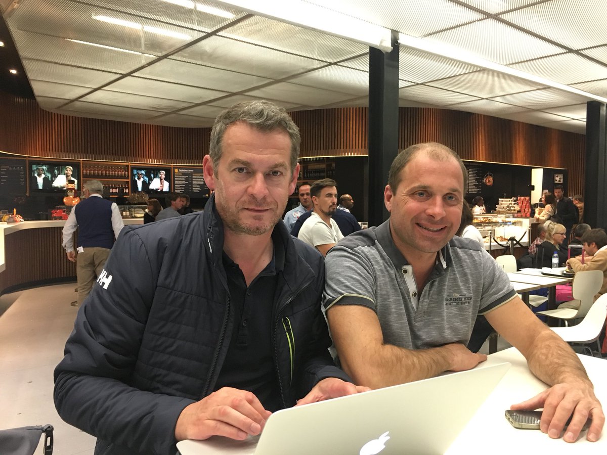 Sur le retour Nantes... Surveiller météo est obsession... Estimer dérive aussi. Quand revenir avec efficacité max? Une nouvelle relève bientôt avec @defert. Tout le team <a href="/DrekanSailing/">Drekan Sailing</a> mobilisé