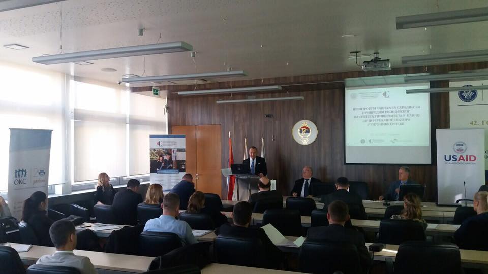 AkademacBIH's tweet photo. Prvi Forum Savjeta za privredu Ekonomskog fakulteta Univerziteta u Banjaluci i realnog sektora "Zajedno na putu progresa".
#Akademac #EkonomskifakultetBL #obrazovanizaposlen #nudimorješenja https://t.co/lqzgqqbHWA