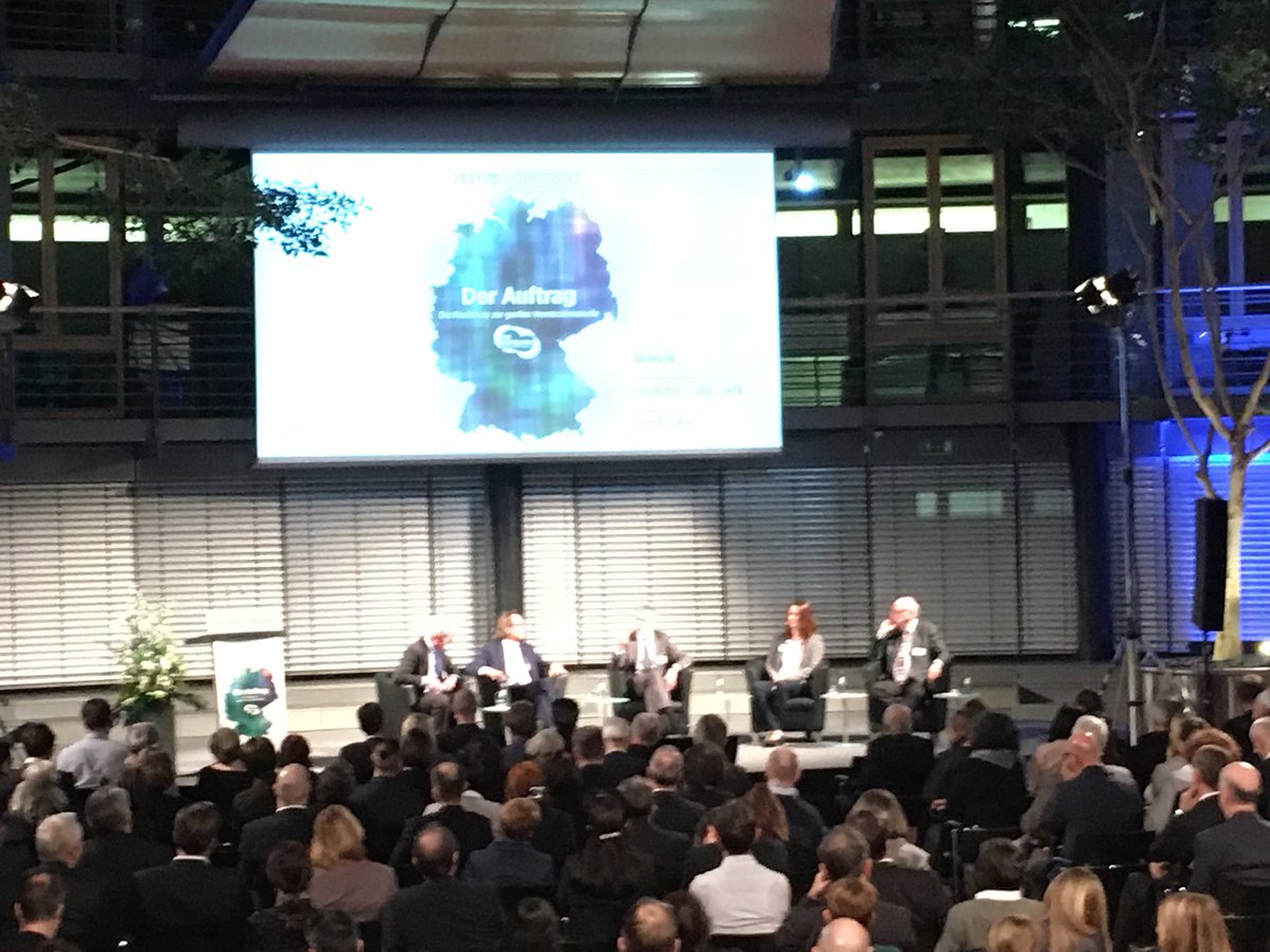 Raiffeisen_DRV's tweet image. #Digitalisierung-„Emotionen hinken Technologien hinterher“ @conventkongress #vermächtnisstudie #DRVvorort