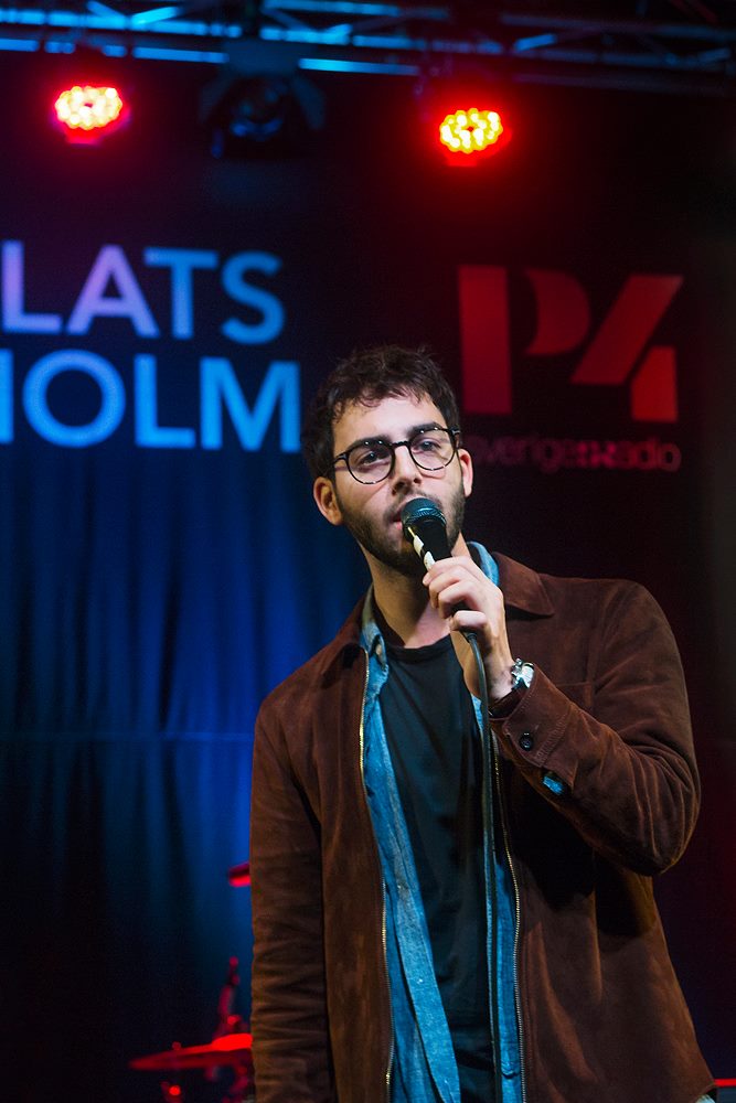 Live premiere of "Tvillingen" at Musikplats Stockholm this Friday! Listen live on Darin Worldwide: darinworldwide.com/2017/11/darin-…